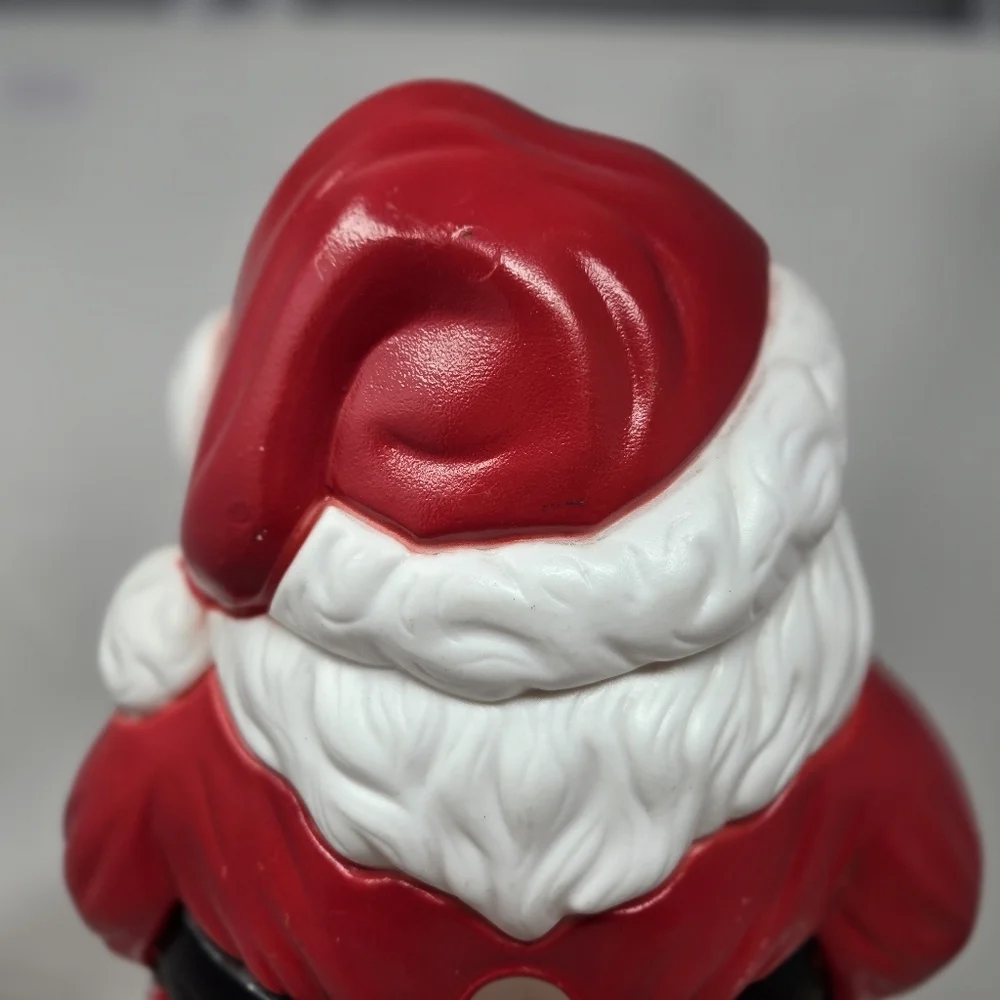 Vintage Santa Blow Mold Lighted 18 Inches Indoor/outdoor By Grand Venture 1999
